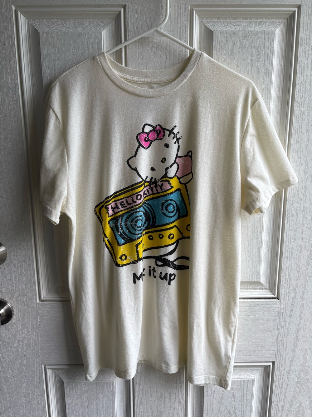 Hello Kitty Sanrio Boombox Graphic T-Shirt XL Oversized Kawaii Streetwear